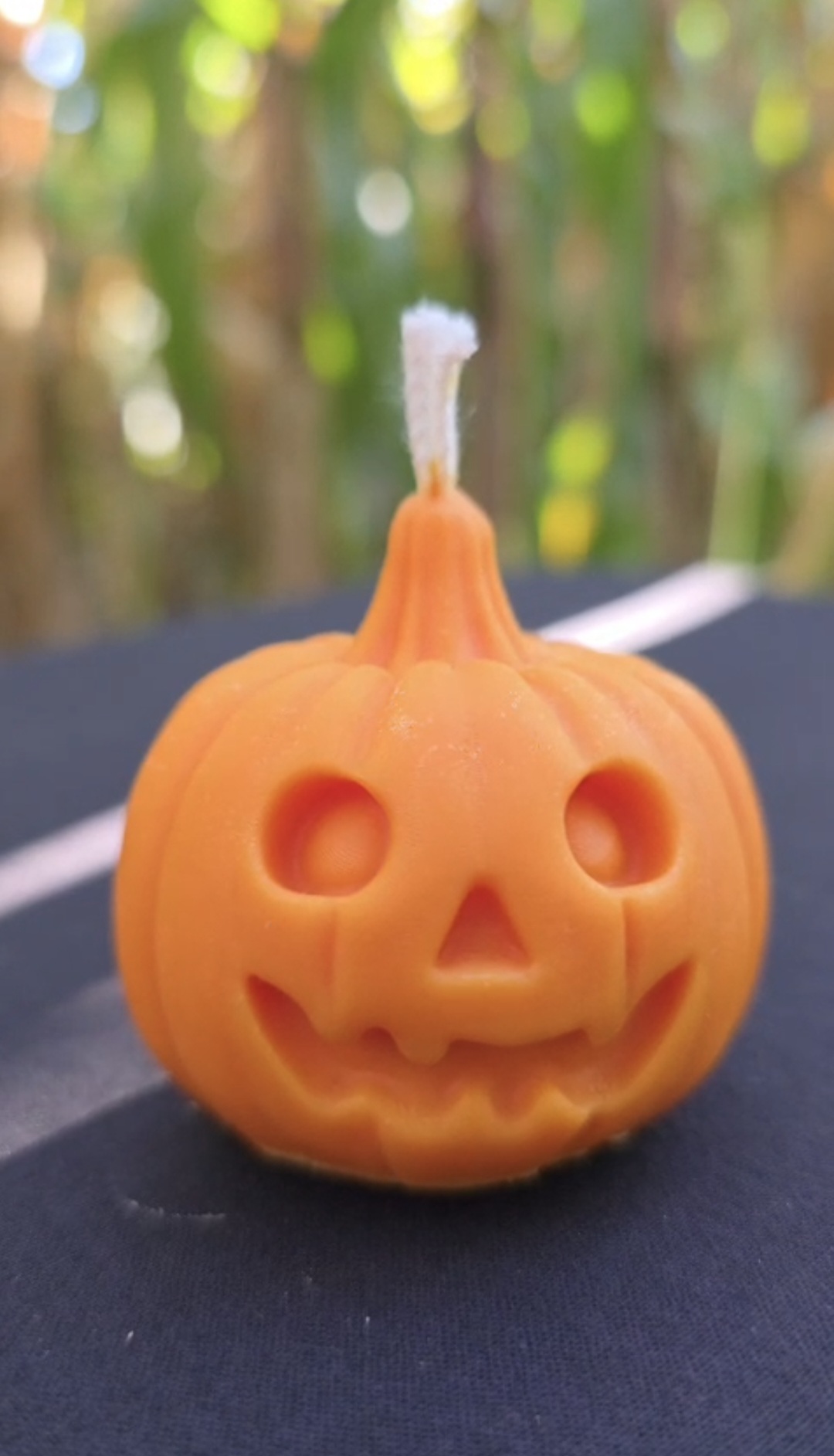 Halloweenowa świeca sojowa „Dynia” 🎃